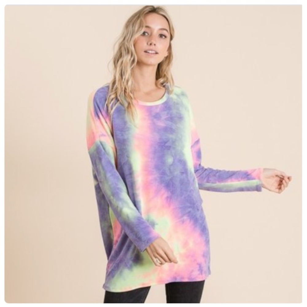 Small left ❤️tie-dye tunic top - Picture 2 of 10